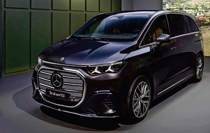 ...As brand rises to challenge of reinventing its luxury car range